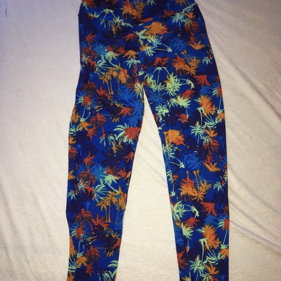 Lularoe OS unicorn leggings w palm trees - Picture 3 of 5